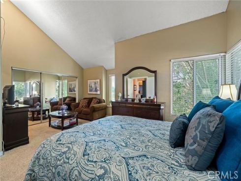 345 S Monte Vista  , La Habra, CA