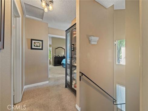 345 S Monte Vista  , La Habra, CA