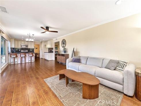 1541  Via Los Bonitos  , La Habra, CA