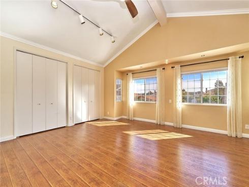 1541  Via Los Bonitos  , La Habra, CA