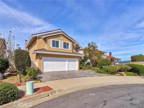 1541  Via Los Bonitos  , La Habra, CA