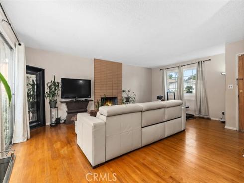 1221 N Orange  , La Habra, CA