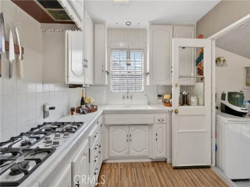 311 S Colfax  , La Habra, CA