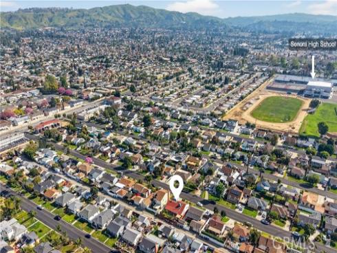 311 S Colfax  , La Habra, CA