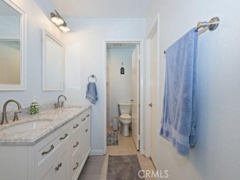 574  Stone Harbor  , La Habra, CA