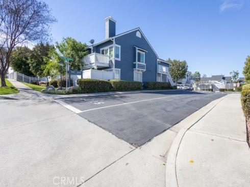 574  Stone Harbor  , La Habra, CA