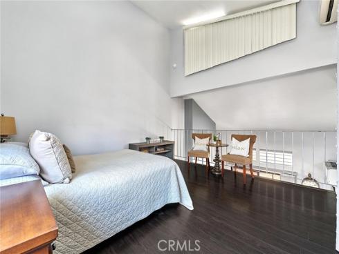 957 W Imperial  30 , La Habra, CA