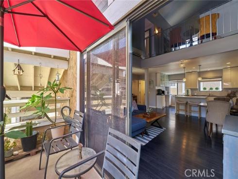 957 W Imperial  30 , La Habra, CA