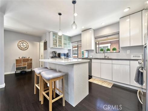 957 W Imperial  30 , La Habra, CA