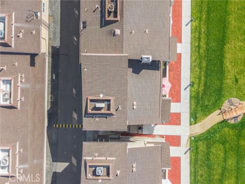 957 W Imperial  30 , La Habra, CA