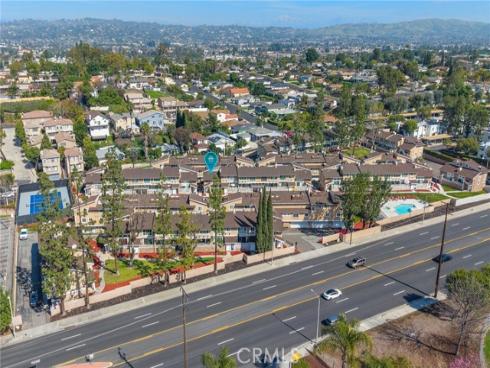 957 W Imperial  30 , La Habra, CA