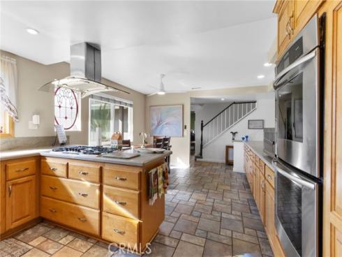 1240  Lynwood St  , La Habra, CA