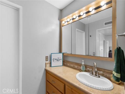 1240  Lynwood St  , La Habra, CA