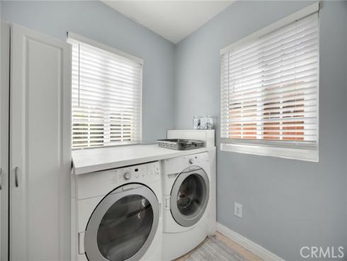 304 S Colfax  , La Habra, CA