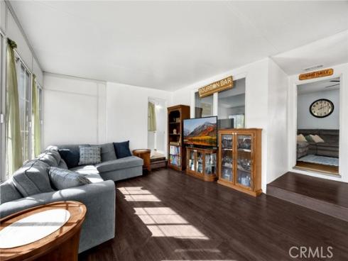 304 S Colfax  , La Habra, CA