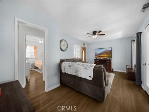 304 S Colfax  , La Habra, CA