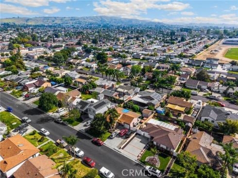 304 S Colfax  , La Habra, CA