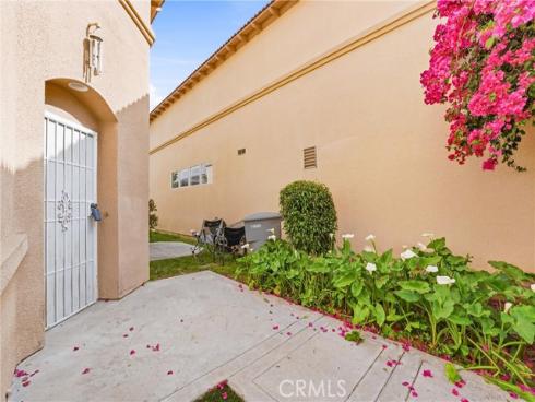 2201 W Toledo  , La Habra, CA