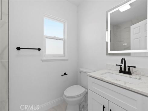 107  California St  , La Habra, CA