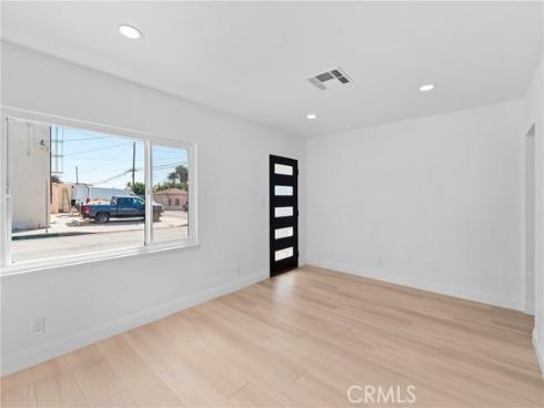 107  California St  , La Habra, CA