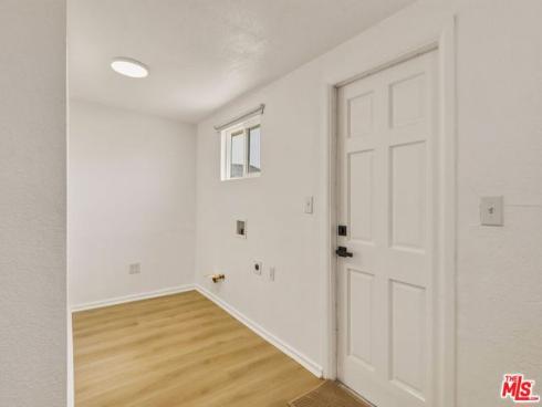 530 E 2nd   Avenue, La Habra, CA