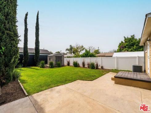 530 E 2nd   Avenue, La Habra, CA
