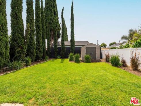 530 E 2nd   Avenue, La Habra, CA