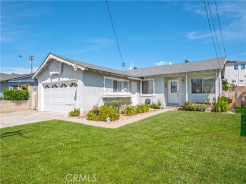 111 E Olive  , La Habra, CA