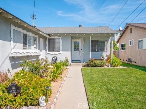 111 E Olive  , La Habra, CA