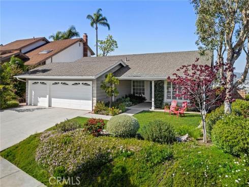 361 E Country Hills  , La Habra, CA