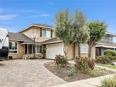 750  Mariposa  , La Habra, CA