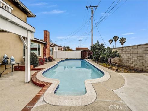 750  Mariposa  , La Habra, CA