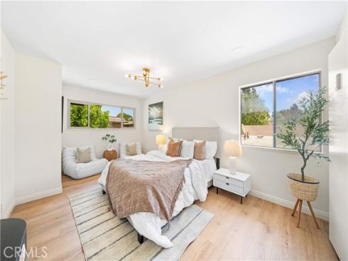 1164  Las Lomas  B  Drive, La Habra, CA