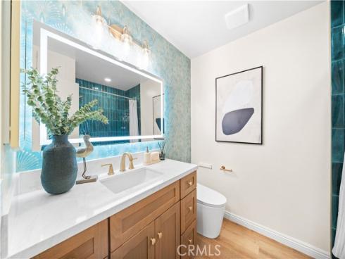 1164  Las Lomas  B  Drive, La Habra, CA