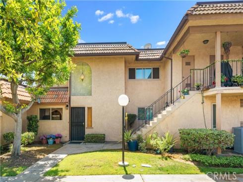 1164  Las Lomas  B  Drive, La Habra, CA