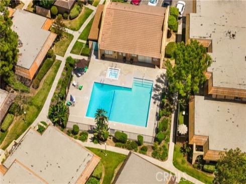 1164  Las Lomas  B  Drive, La Habra, CA
