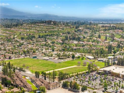 1164  Las Lomas  B  Drive, La Habra, CA