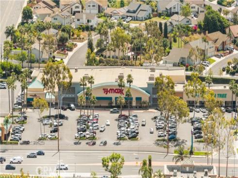 1164  Las Lomas  B  Drive, La Habra, CA