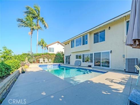 1520  Via Los Coyotes  , La Habra, CA