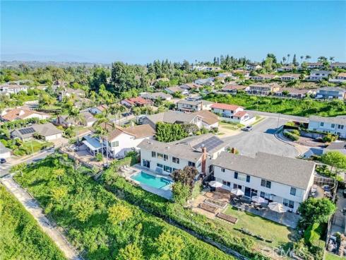 1520  Via Los Coyotes  , La Habra, CA