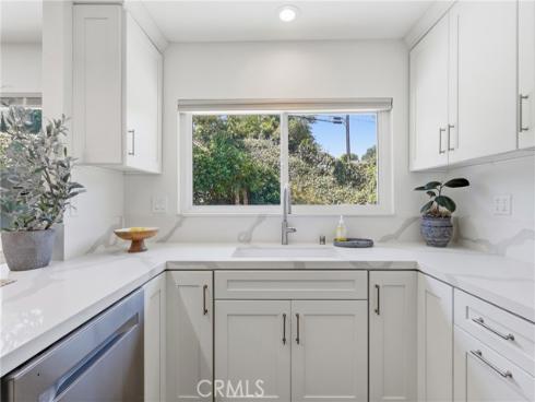 350  Latchwood  , La Habra, CA