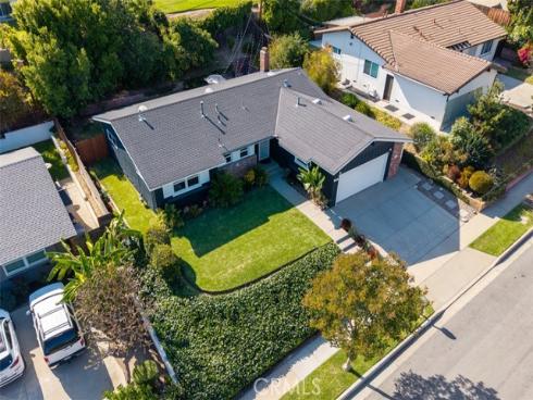 1401  Sierra Vista  , La Habra, CA