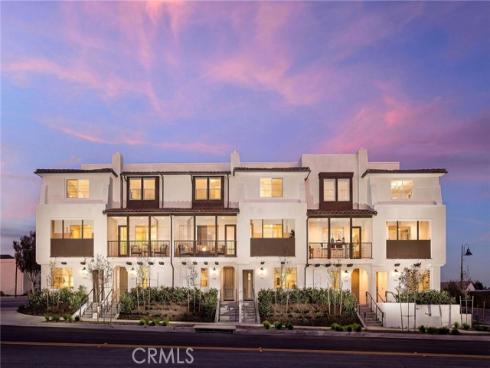 324 E. Whittier Boulevard