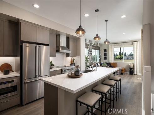 324 E Whittier   Boulevard, La Habra, CA