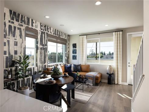 324 E Whittier   Boulevard, La Habra, CA