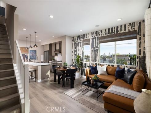 326 E William   Way, La Habra, CA