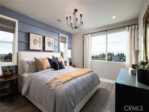 326 E William   Way, La Habra, CA