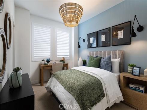 318 E William   Way, La Habra, CA