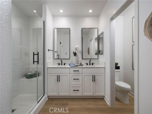 318 E William   Way, La Habra, CA