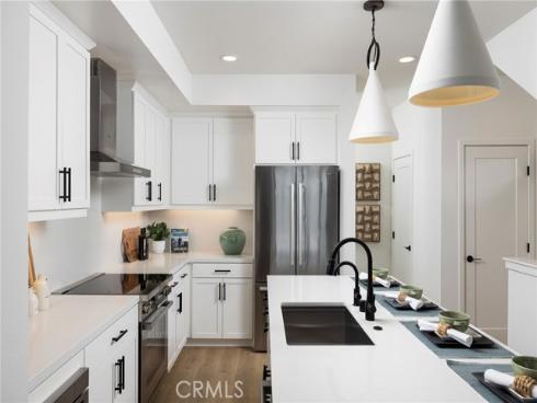 318 E William   Way, La Habra, CA